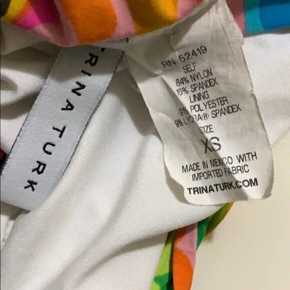 - TRINA‎ TURK SWIMSUIT TOP SIZE XS - Picture 5 of 5